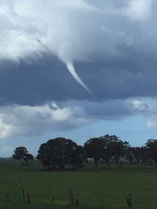 Melton tornado funnel 22-8-2016